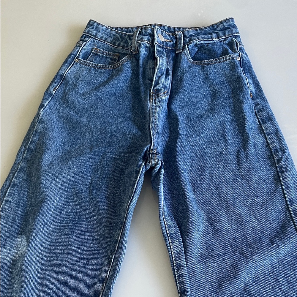 SHEIN Relaxed Fit Blue Jeans - Tall Size Small